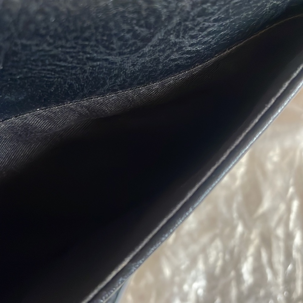 Purse - Picture 6 of 9